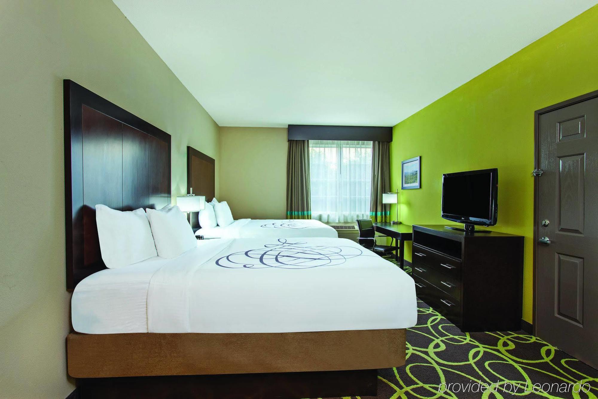 La Quinta By Wyndham Los Banos Exterior photo